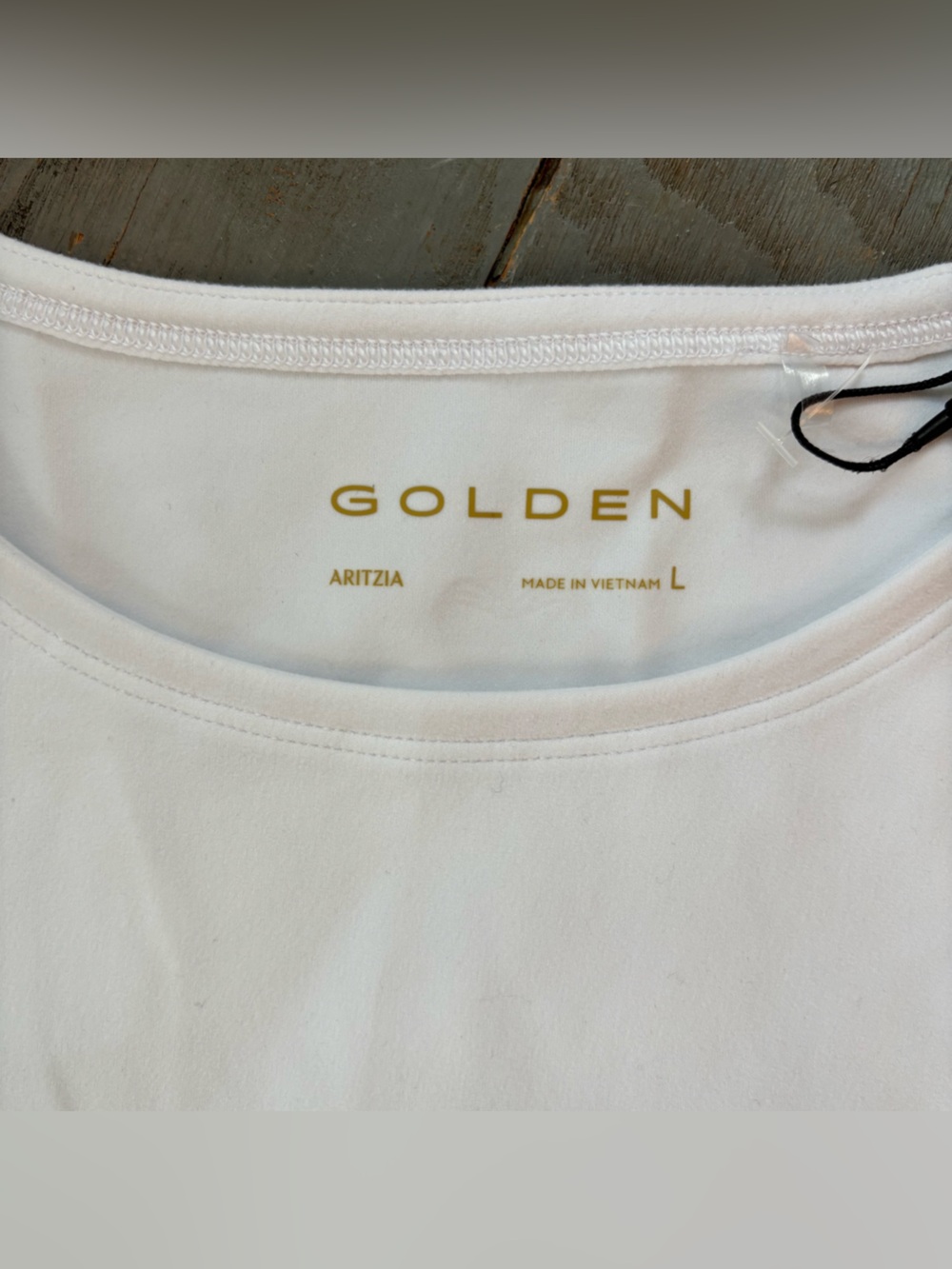 NWT Aritzia Golden essential white tee | size large - Picture 2 of 7